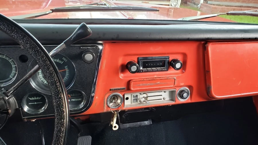 1970 GMC Jimmy 1st Gen - Image 5 of 10