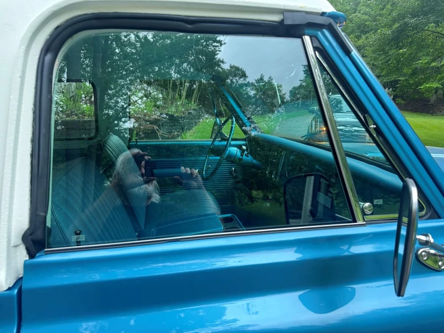 1970 GMC Jimmy 1st Gen - Image 15 of 24