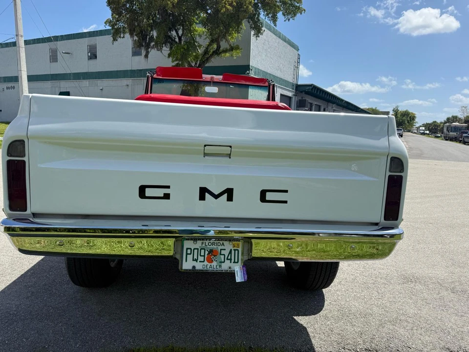 1970 GMC Jimmy 1st Gen - Image 4 of 31