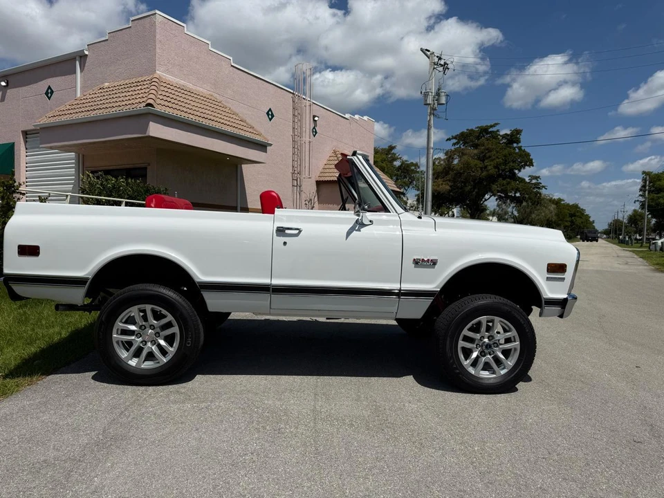 1970 GMC Jimmy 1st Gen - Image 8 of 31
