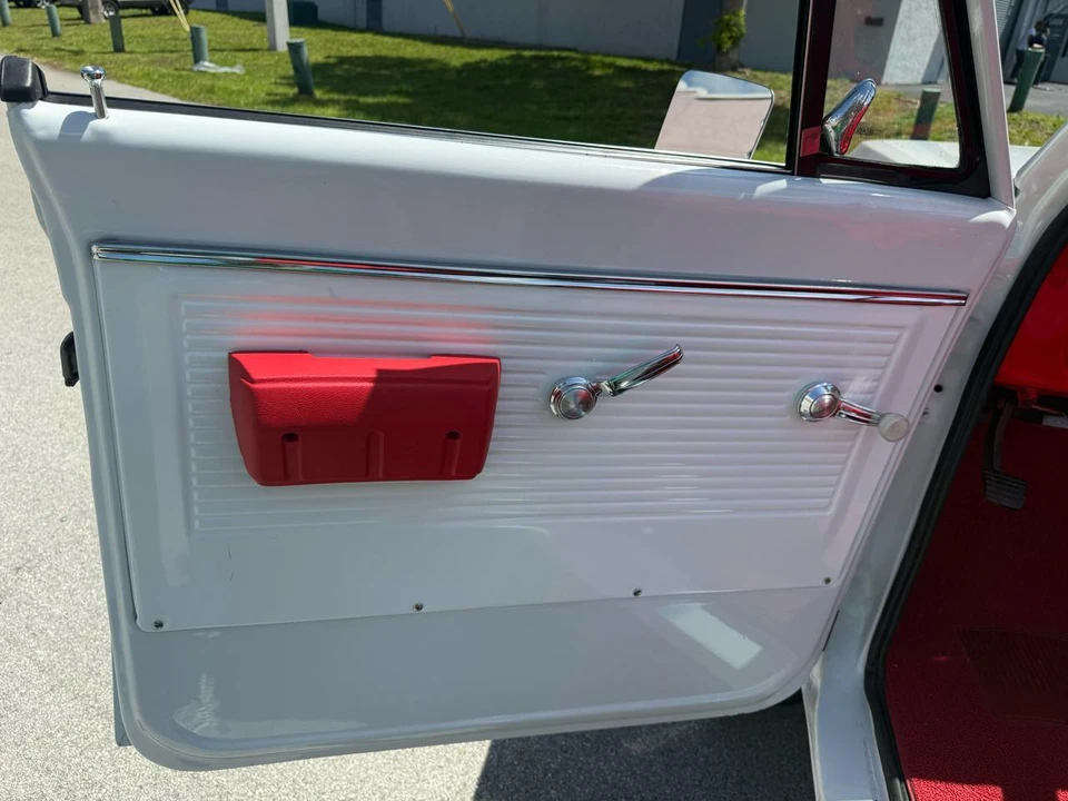 1970 GMC Jimmy 1st Gen - Image 23 of 31