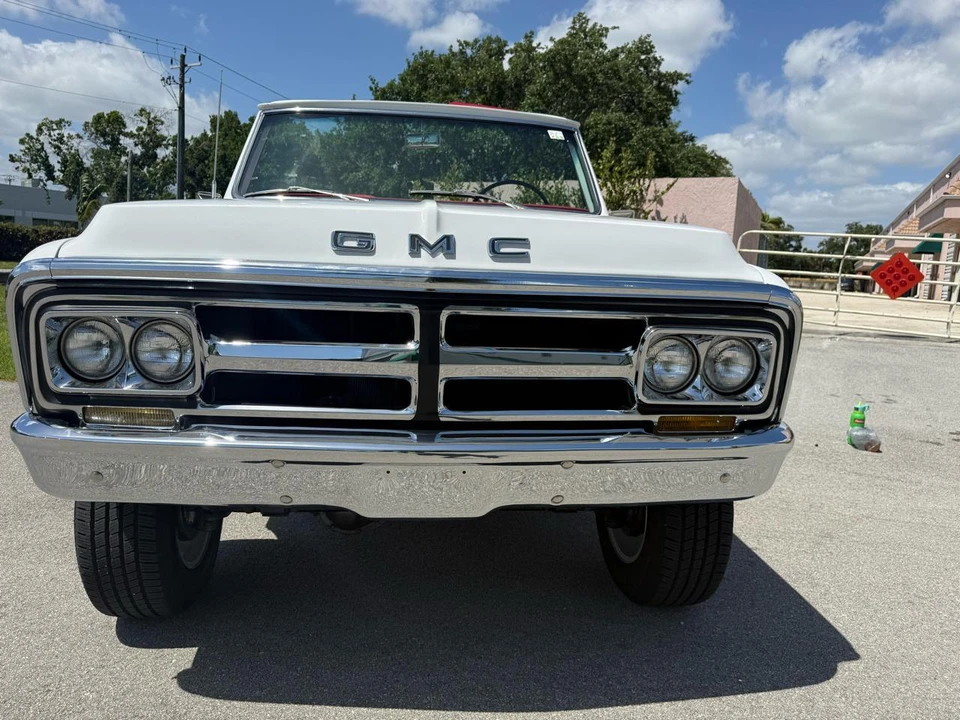 1970 GMC Jimmy 1st Gen - Image 12 of 31