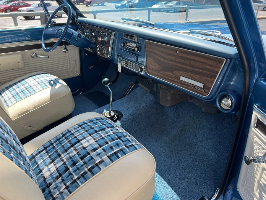 1970 GMC Jimmy 1st Gen - Image 7 of 10