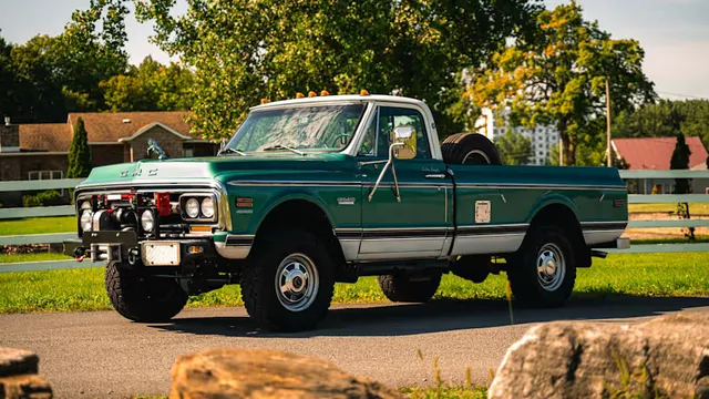1970 GMC K2500 Custom Camper Pickup
