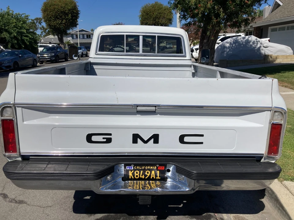 1970 GMC - Image 11 of 16