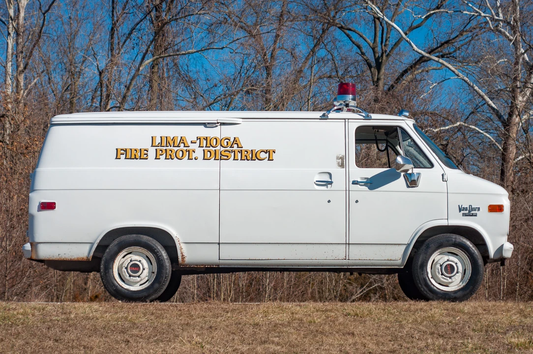 1970 GMC G-series Van - Image 2 of 31