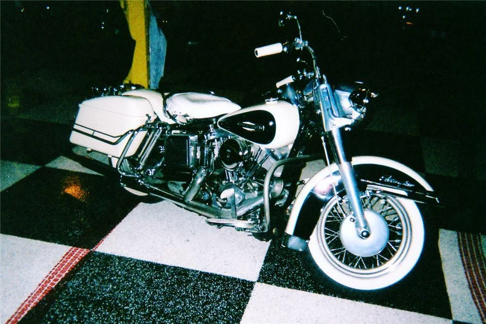 1970 Harley-Davidson Shovelhead - Image 2 of 3