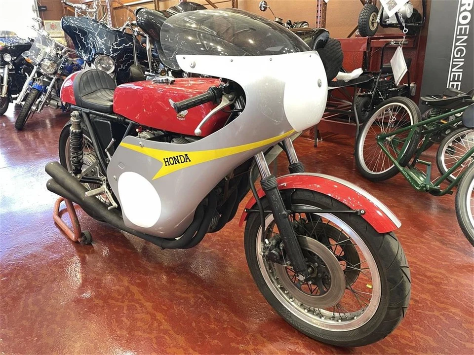 1970 Honda Motorcycles - Image 4 of 23