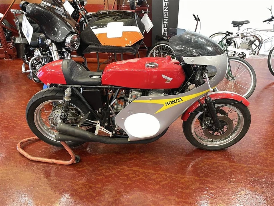 1970 Honda Motorcycles - Image 2 of 23