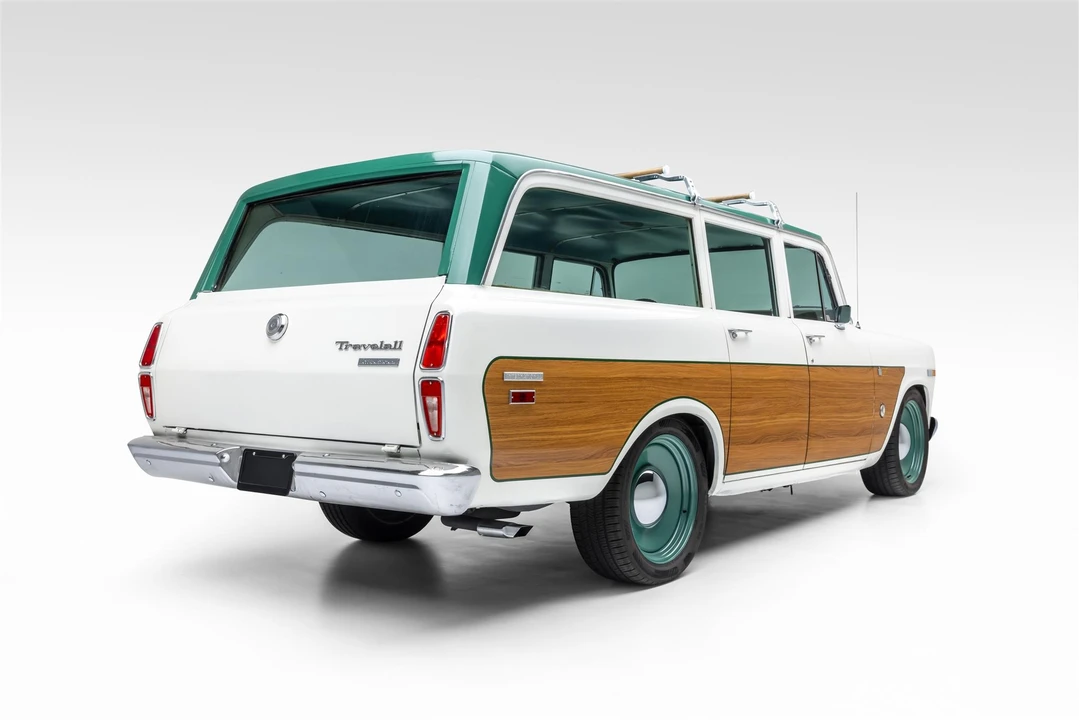 1970 International Harvester Travelall - Image 14 of 31