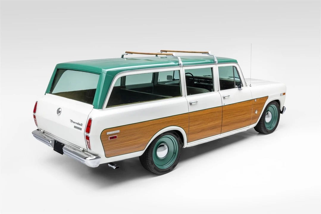 1970 International Harvester Travelall - Image 13 of 31