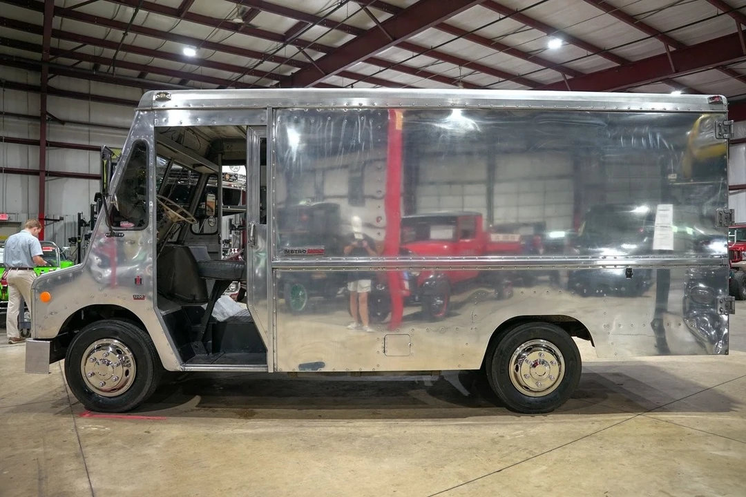 1970 International - Image 4 of 12
