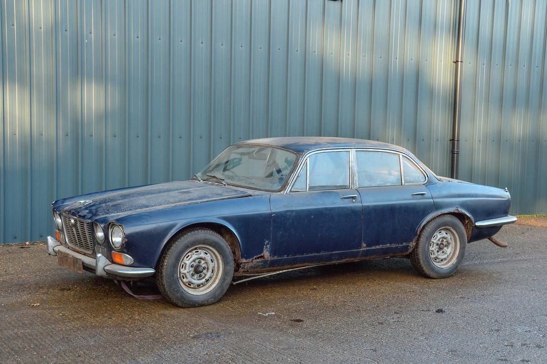 1970 Jaguar XJ Series 1 - Image 2 of 31