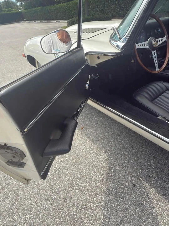 1970 Jaguar E-Type Series 2 - Image 7 of 10