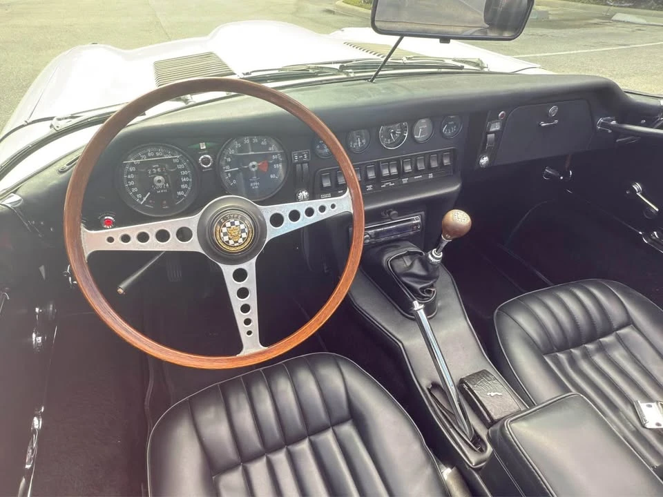 1970 Jaguar E-Type Series 2 - Image 10 of 10