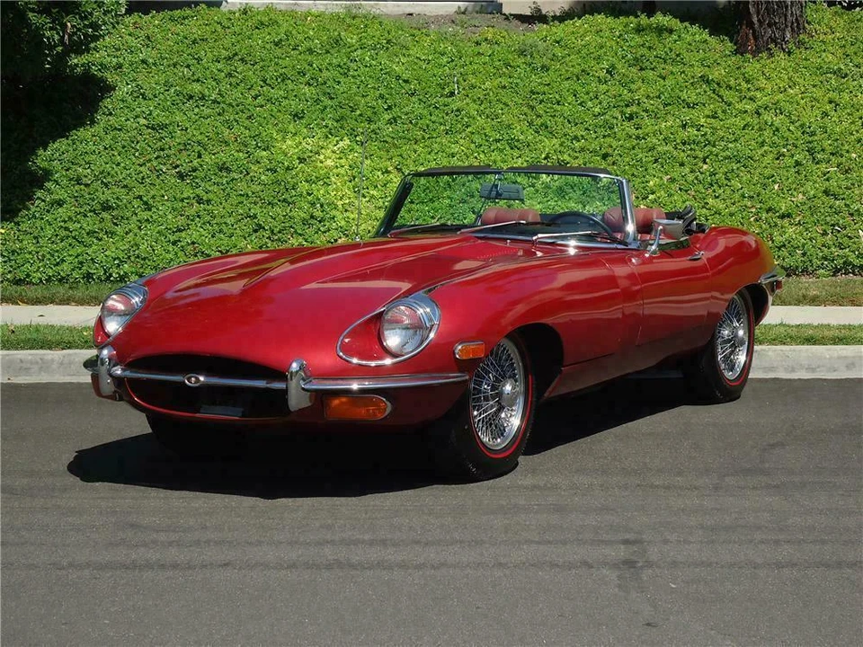 1970 Jaguar E-Type Series 2 - Image 2 of 4