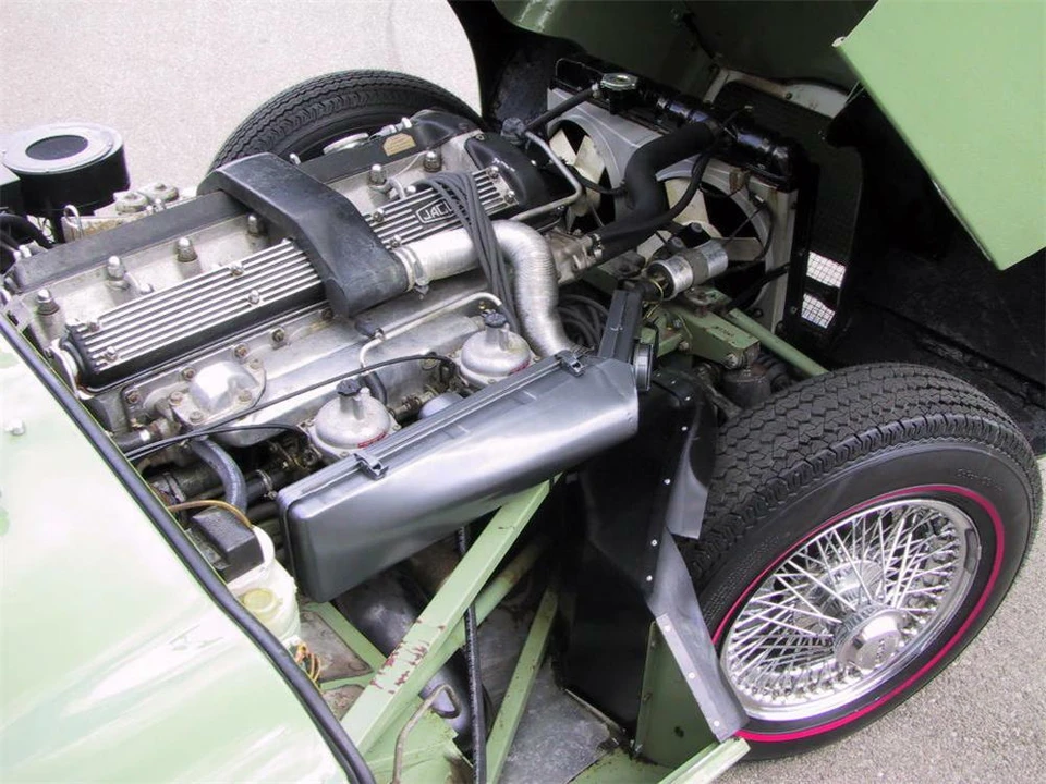 1970 Jaguar E-Type Series 2 - Image 3 of 4