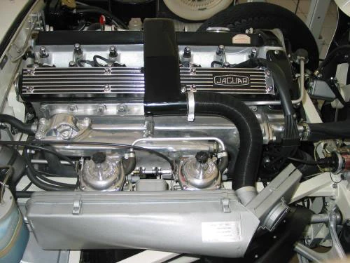 1970 Jaguar E-Type Series 2 - Image 4 of 7