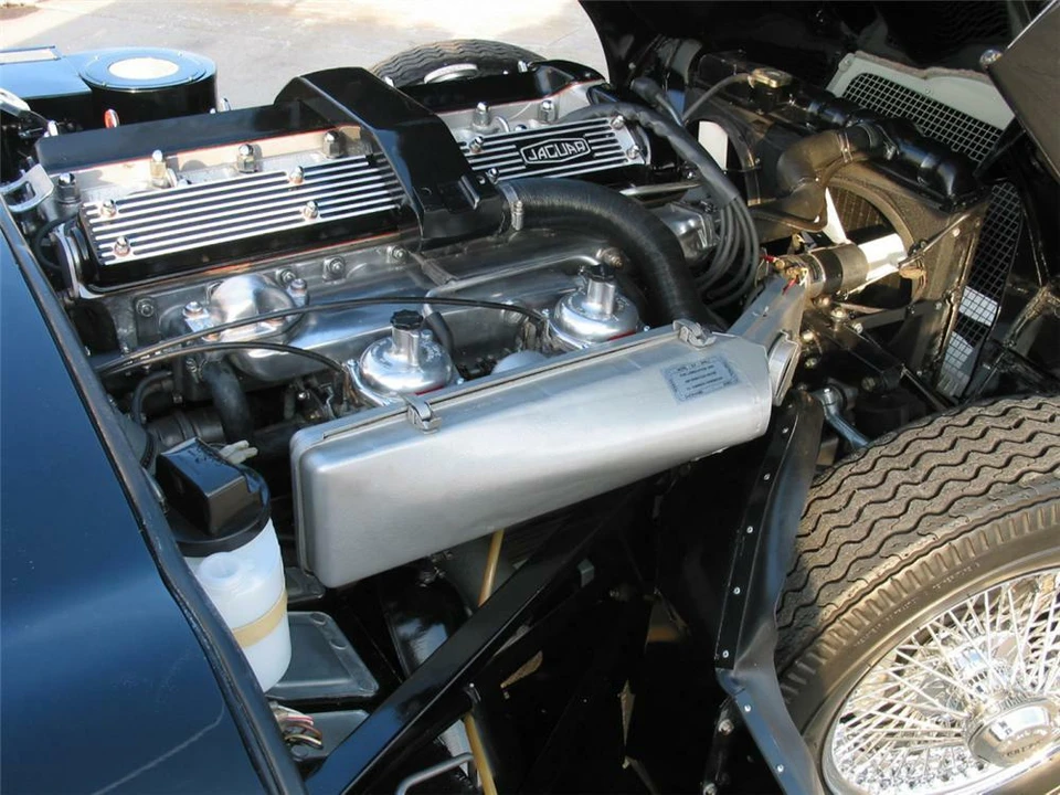 1970 Jaguar E-Type Series 2 - Image 4 of 8
