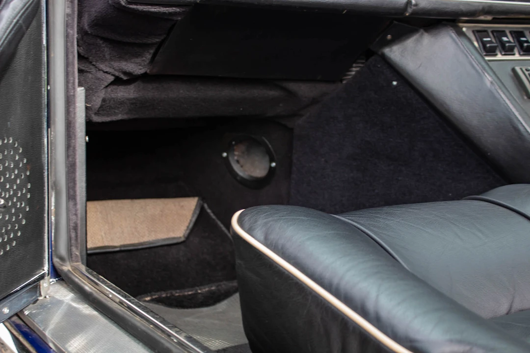 1970 Jensen Interceptor - Image 31 of 31