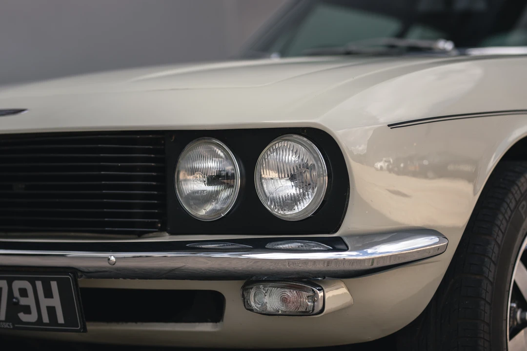 1970 Jensen Interceptor - Image 15 of 31