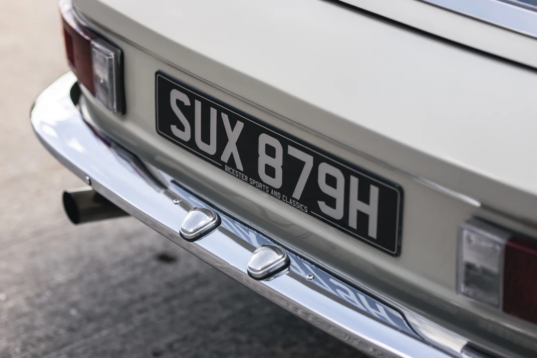 1970 Jensen Interceptor - Image 22 of 31