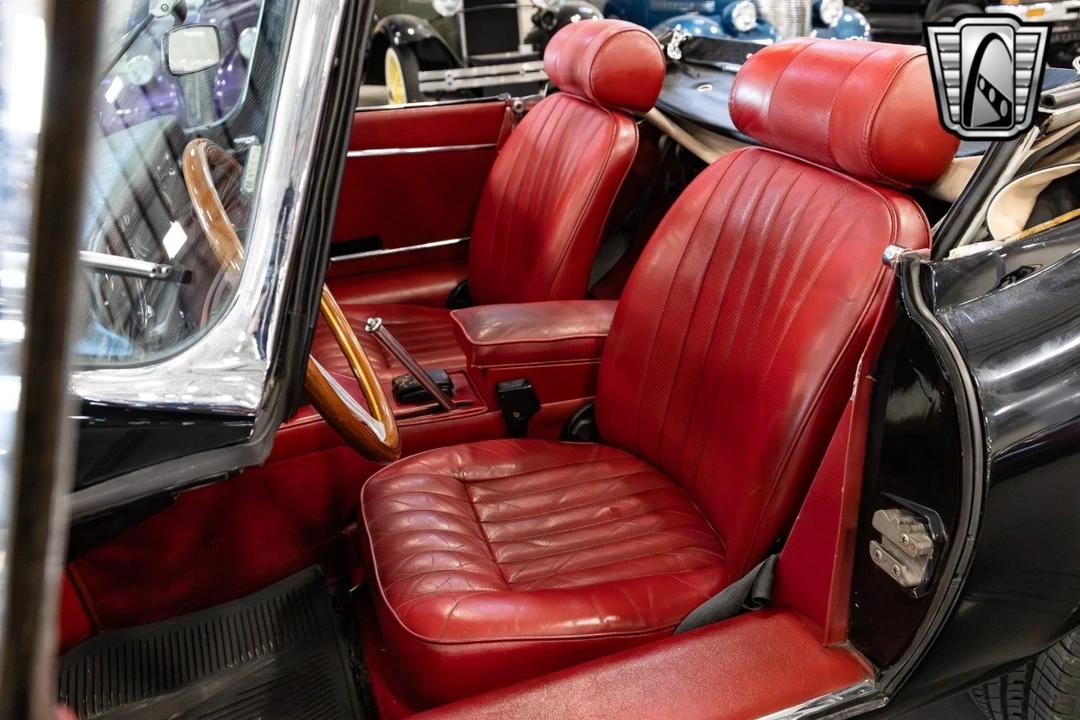1970 Jaguar E-Type Series 2 - Image 19 of 21