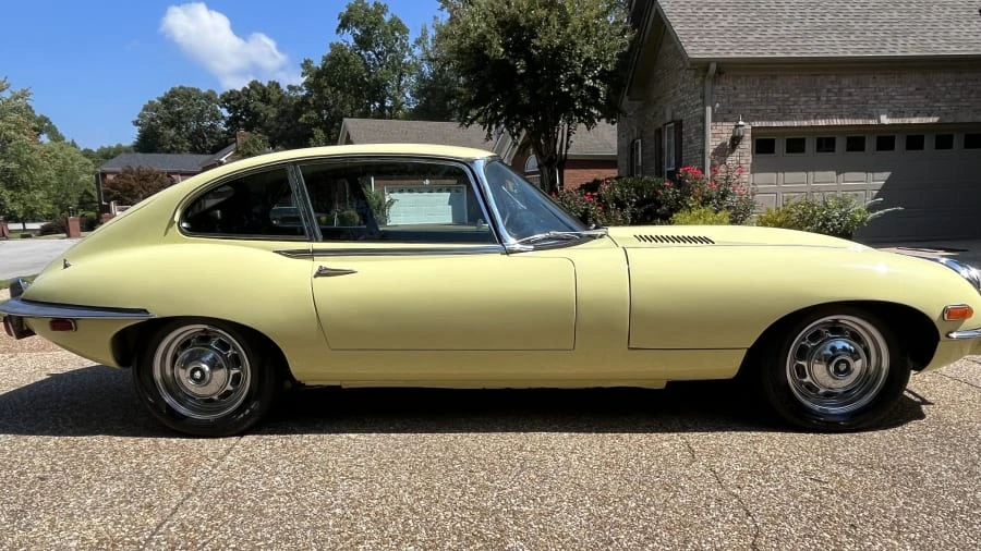 1970 Jaguar E-Type Series 2 2+2 - Image 2 of 10