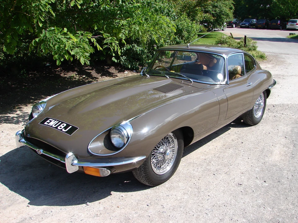 1970 Jaguar E-Type Series 2 - Image 9 of 9