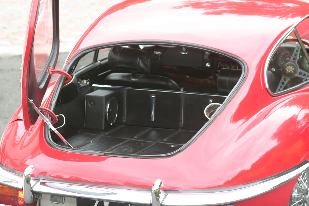 1970 Jaguar E-Type Series 2 - Image 3 of 8