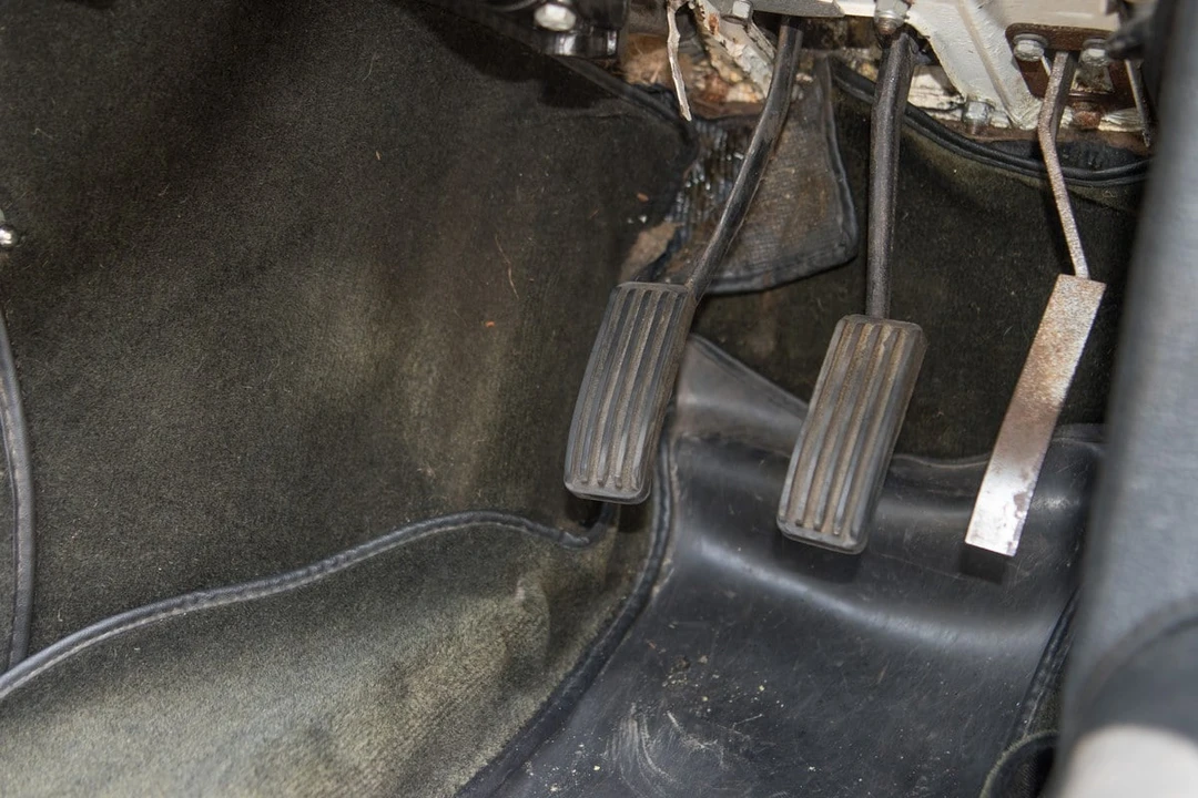1970 Jaguar E-Type Series 2 - Image 30 of 31