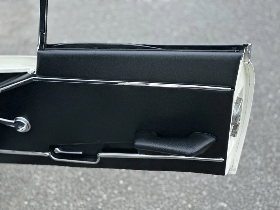 1970 Jaguar E-Type Series 2 - Image 13 of 30