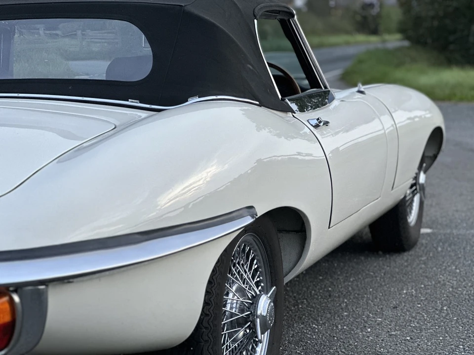 1970 Jaguar E-Type Series 2 - Image 27 of 30