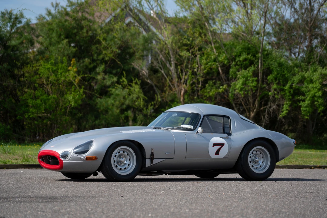 1970 Jaguar E-Type Series 2 - Image 2 of 30