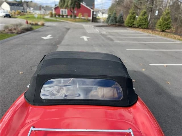 1970 Jaguar E-Type Series 2 - Image 19 of 21