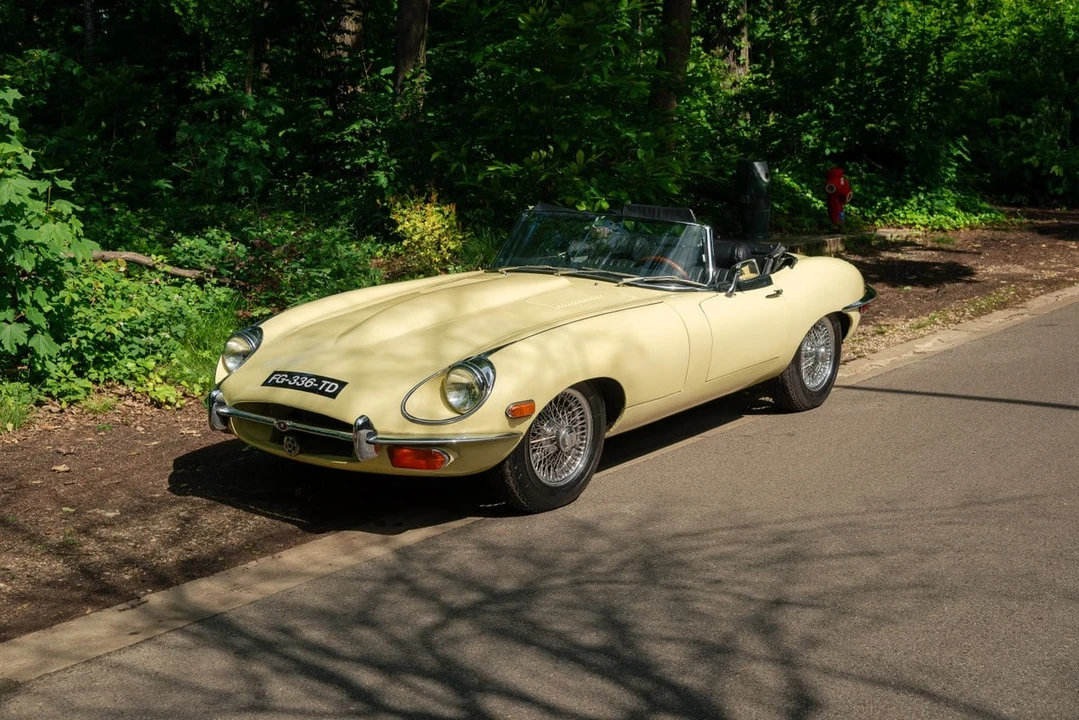 1970 Jaguar E-Type Series 2 - Image 5 of 30