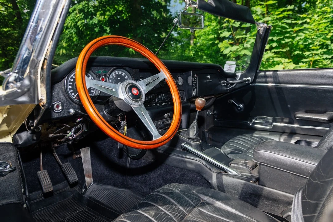 1970 Jaguar E-Type Series 2 - Image 23 of 30