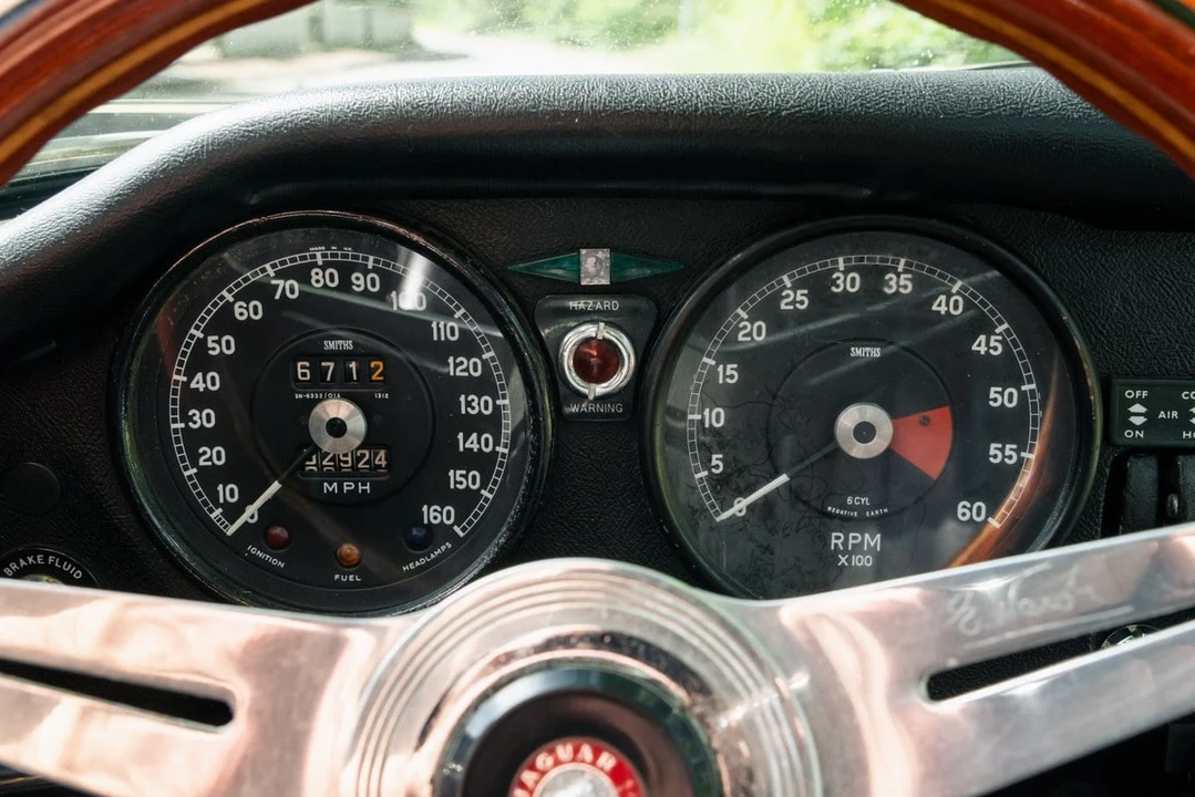 1970 Jaguar E-Type Series 2 - Image 28 of 30