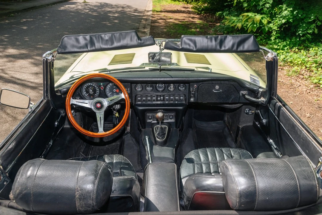 1970 Jaguar E-Type Series 2 - Image 24 of 30