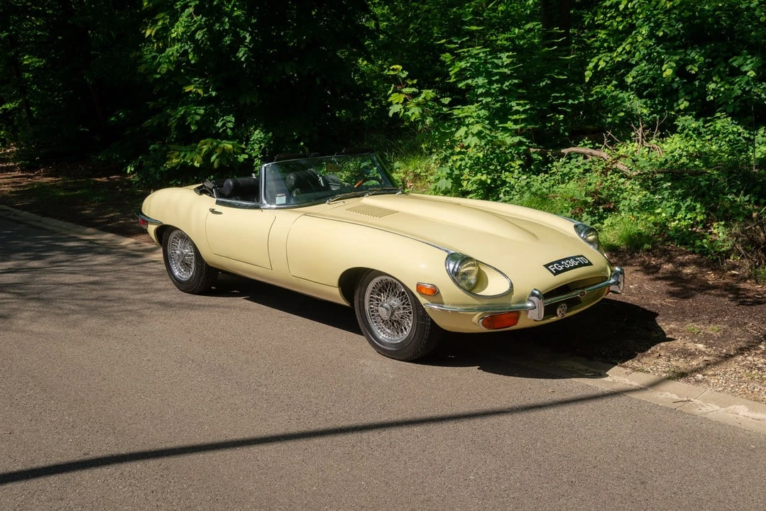 1970 Jaguar E-Type Series 2 - Image 9 of 30