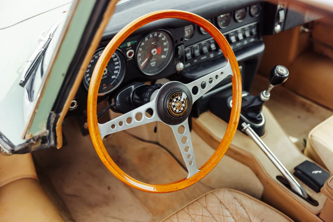 1970 Jaguar E-Type Series 2 - Image 13 of 31