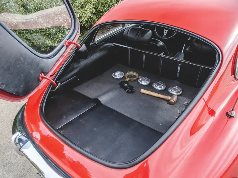 1970 Jaguar E-Type Series 2 - Image 24 of 26