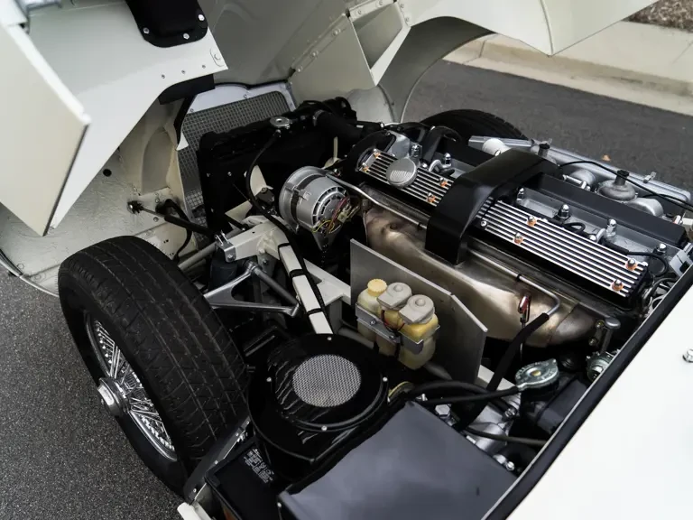 1970 Jaguar E-Type Series 2 - Image 23 of 24
