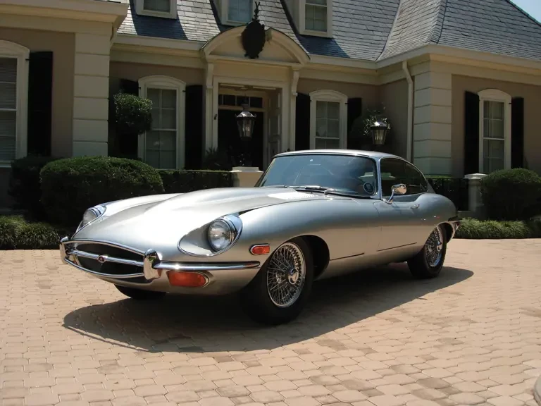 1970 Jaguar E-Type Series 2 - Image 2 of 2