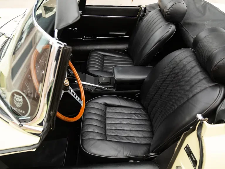 1970 Jaguar E-Type Series 2 - Image 13 of 31
