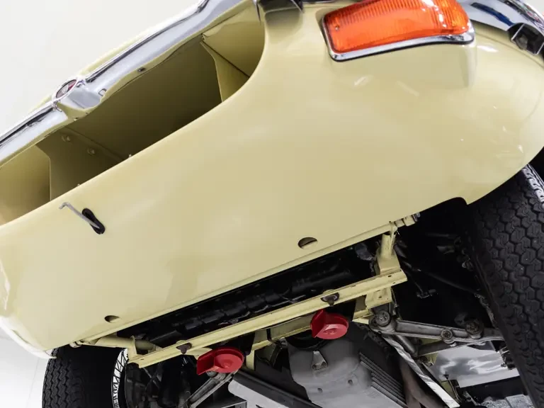 1970 Jaguar E-Type Series 2 - Image 29 of 31