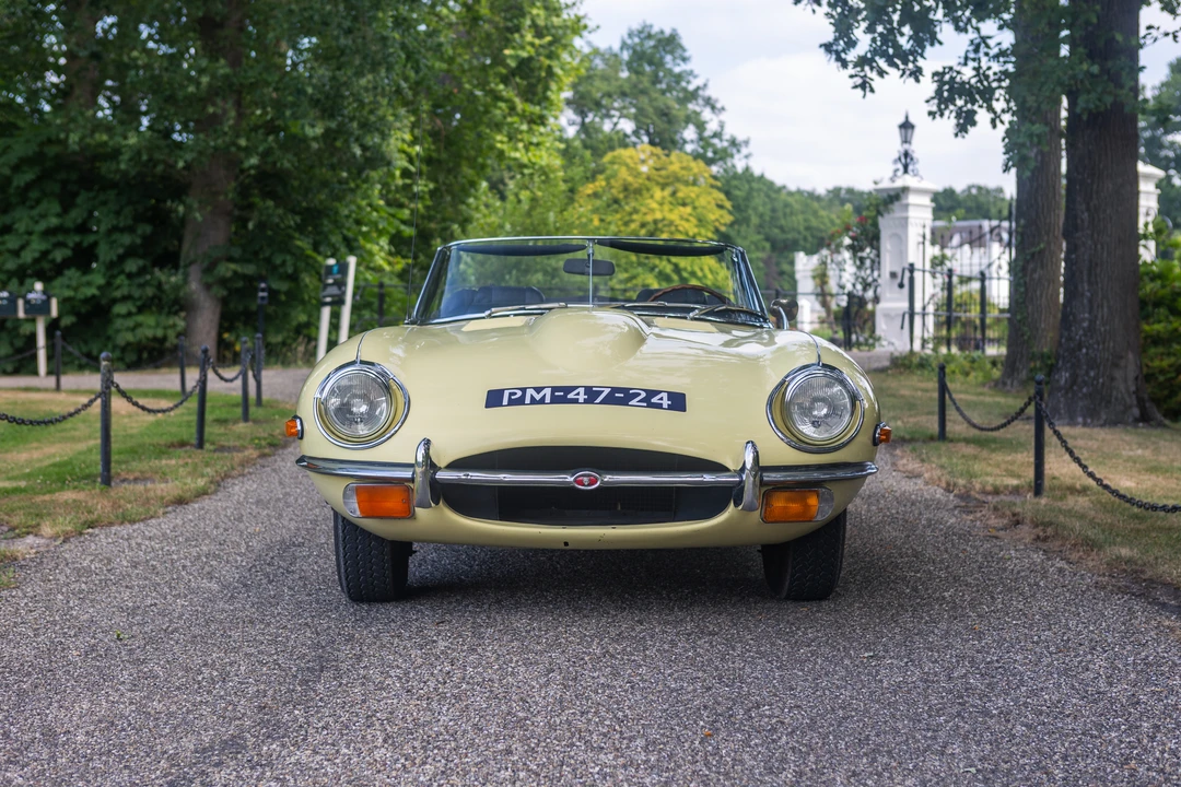 1970 Jaguar E-Type Series 2 - Image 2 of 31
