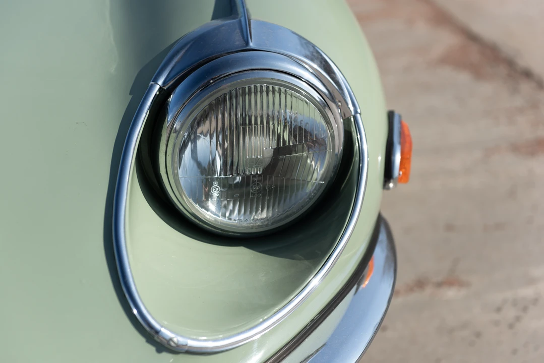 1970 Jaguar E-Type Series 2 - Image 11 of 31