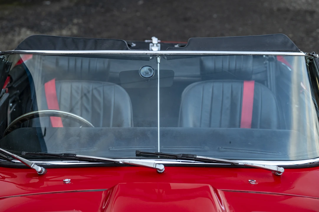 1970 Jaguar E-Type Series 2 - Image 28 of 31