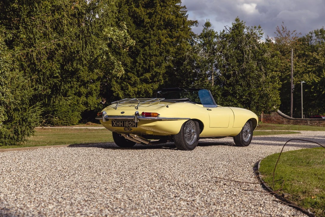 1970 Jaguar E-Type Series 2 - Image 18 of 30